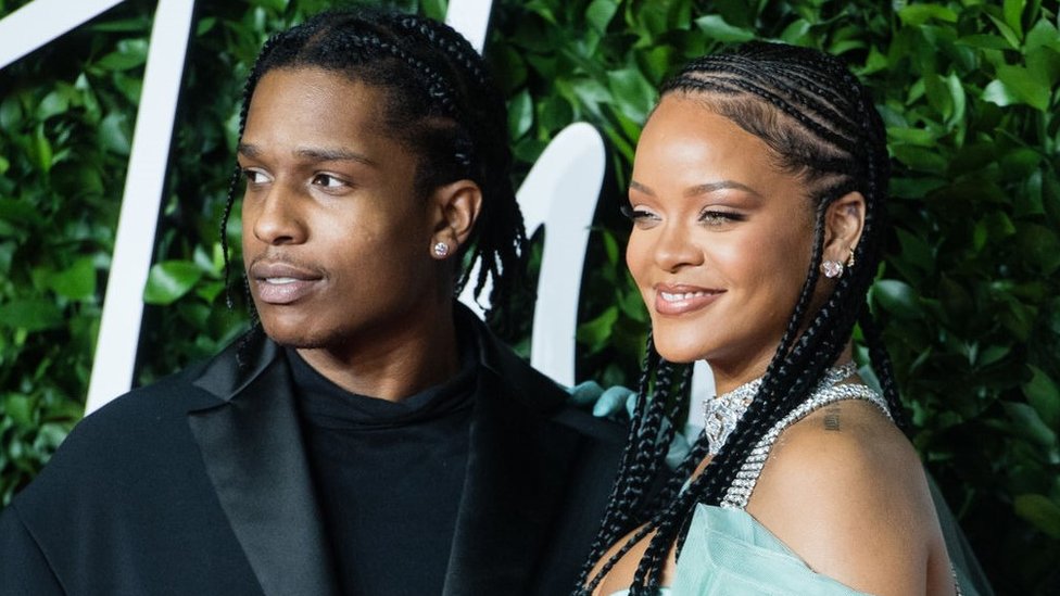 Rihanna and A$AP Rocky land di Fashion Awards 2019 wey happun for Royal Albert Hall for London