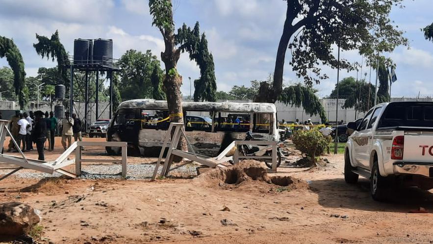 "Kuje prison attack" afta "Presidential Muhammadu Buhari convoy attack" in Nigeria