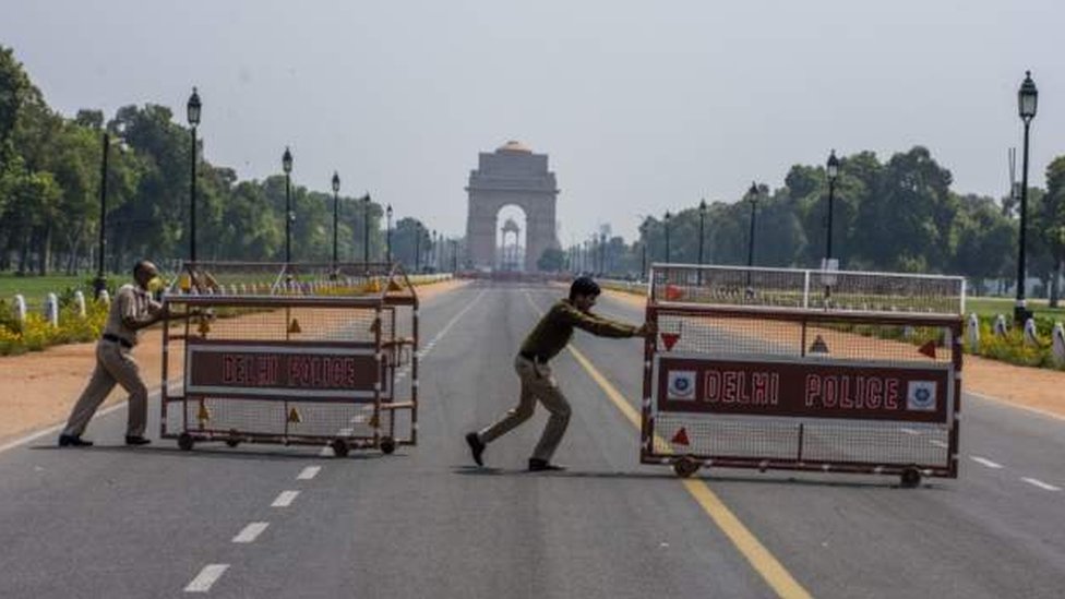 Indian capital Delhi dey under lockdown until 31 March