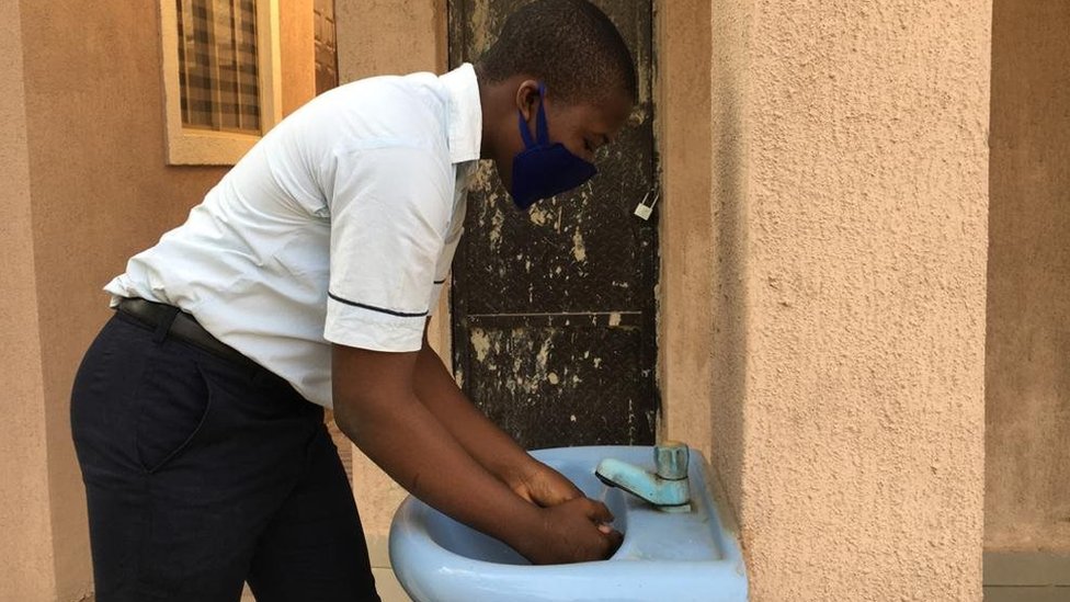 Student dey wash hand inside school premises as schools resume