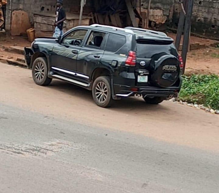 One of Senator Ifeanyi Ubah vehicle wey di gunmen attack