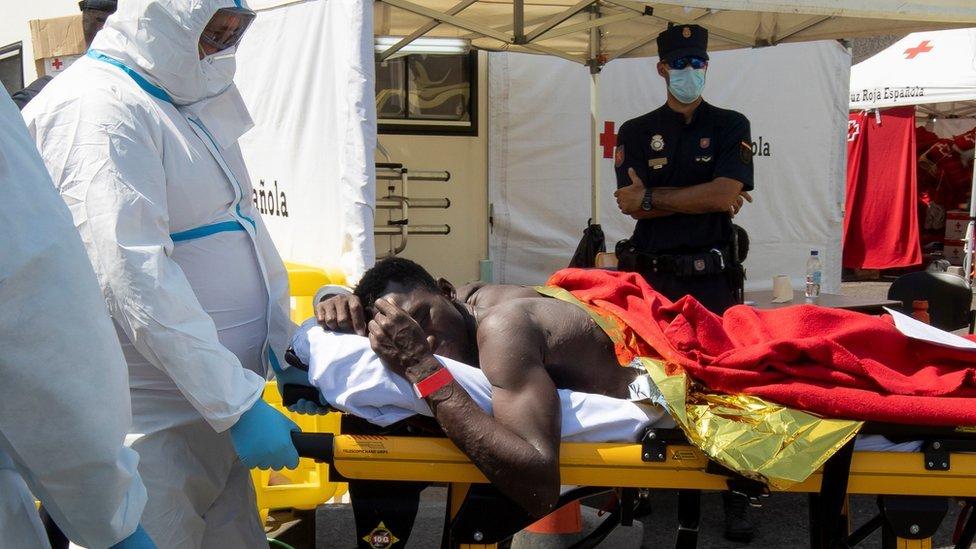One migrant in critical condition as dem carry am go Las Palmas de Gran Canaria hospitals for 2020