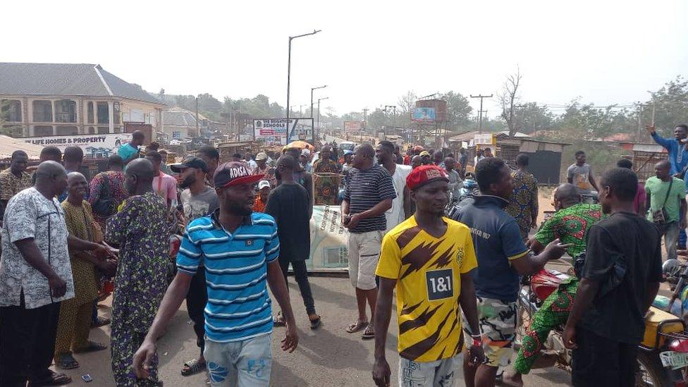 Pipo full street for Ilorin wia protesters bin demonstrate