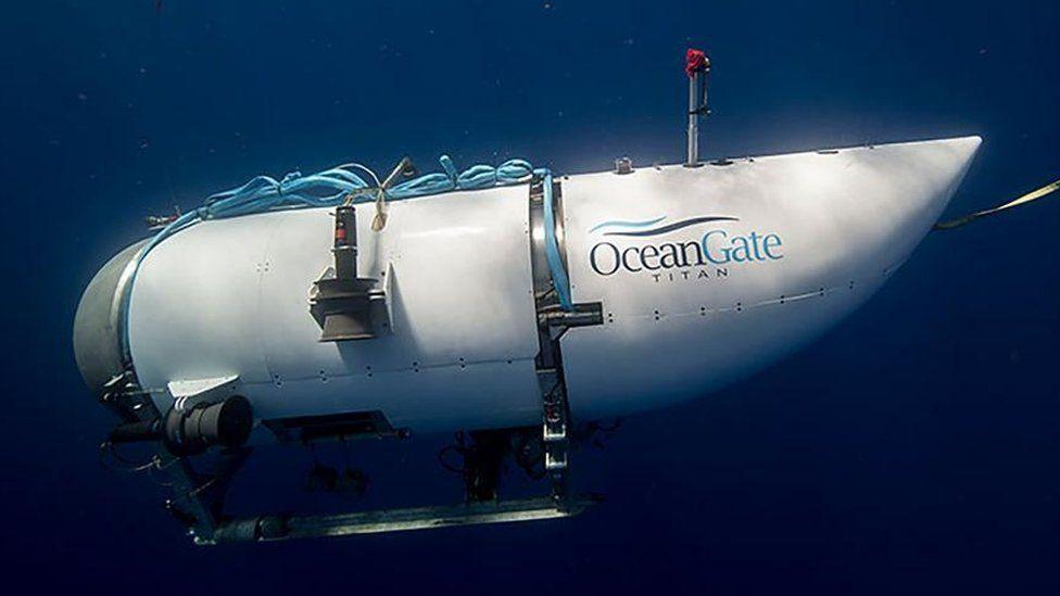 Handout of foto wey OceanGate release of dia submersible vessel dem name Titan