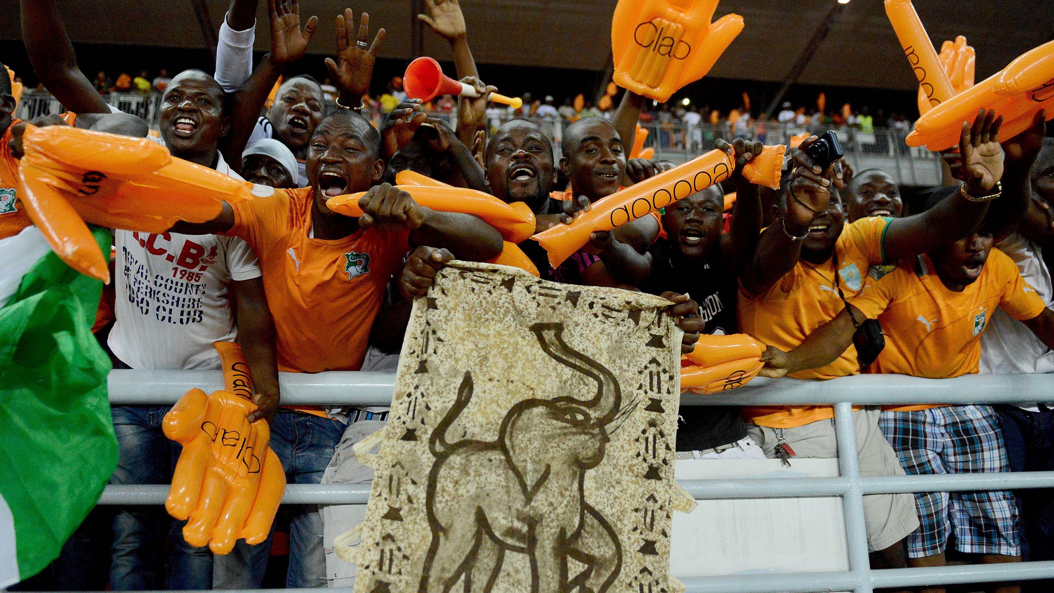Fans of Ivory Coast's football team
