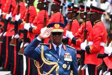 Kenya don begin torchlight crash wey kill military chief