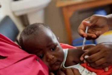 Nigerian pastor wey dey push malaria vaccine conspiracy theories