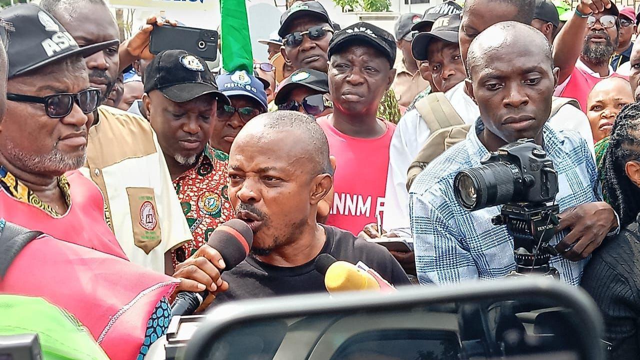 NLC oga, Joe Ajaero address di public during di protest for electricity price increase for Abuja