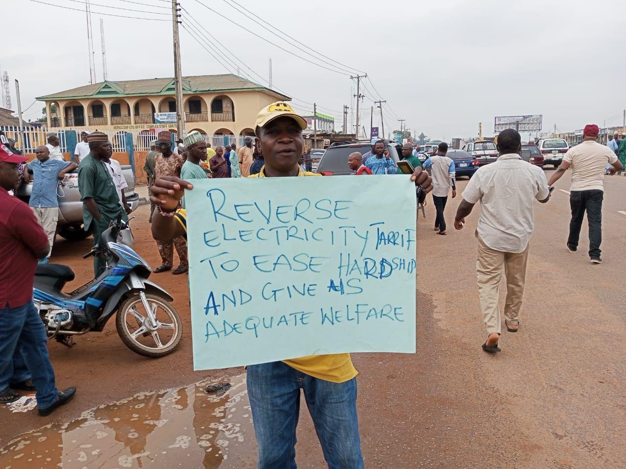 NLC members for Kwara state carry waka enta street to protest increase for price of electricity 
