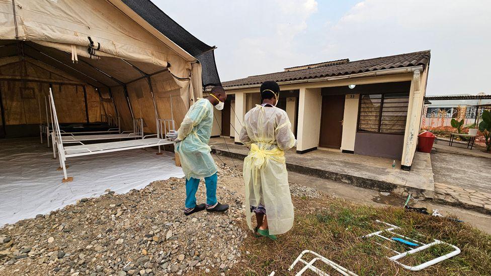 Temporary treatment tents dey erected