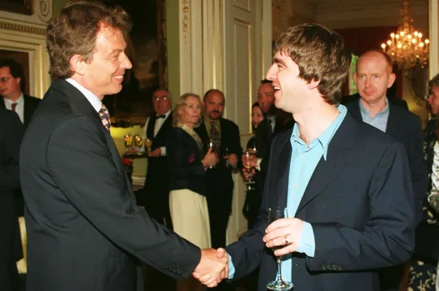 Tony Blair and Noel Gallagher 